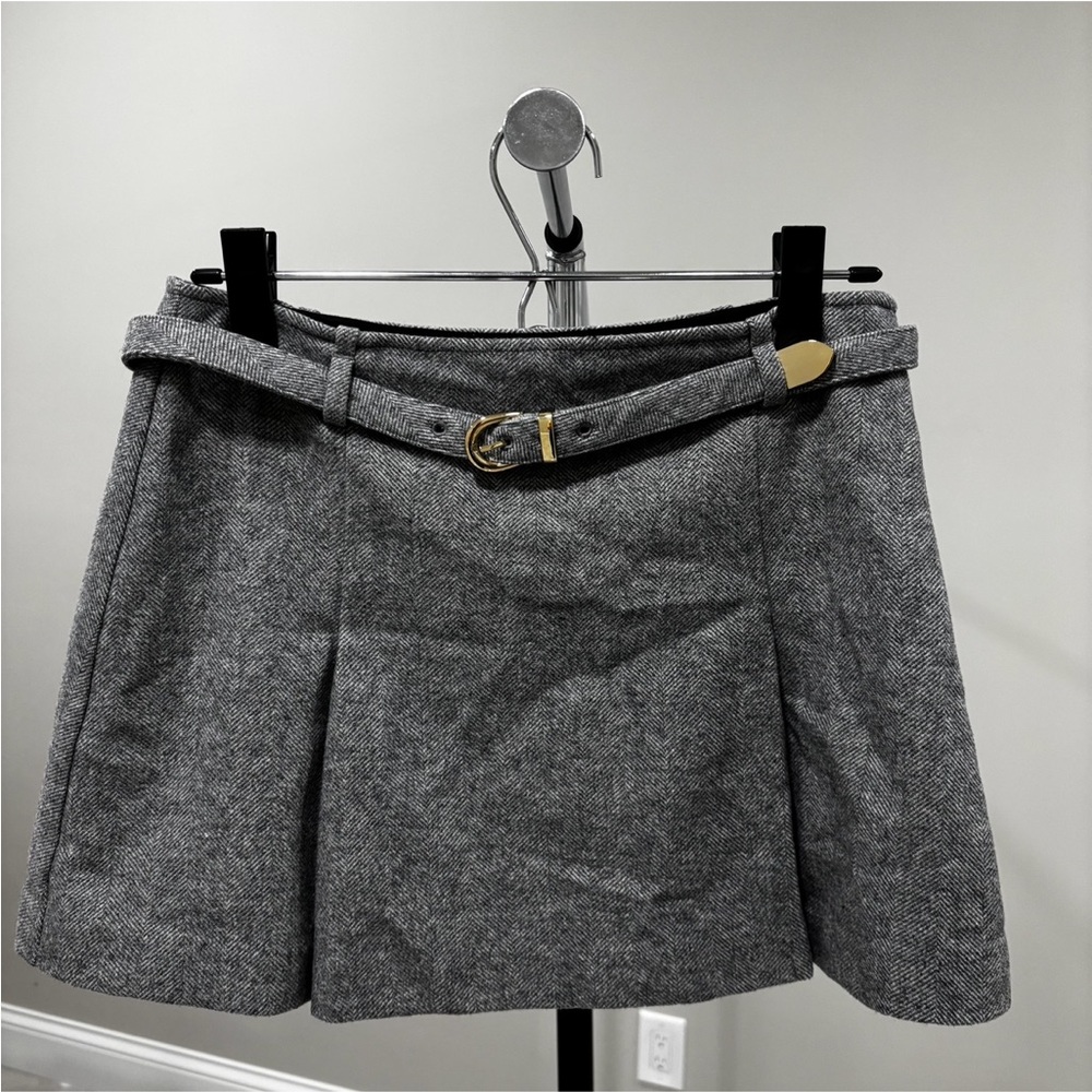 Reformation Rory Mini Skirt - Picture 2 of 7